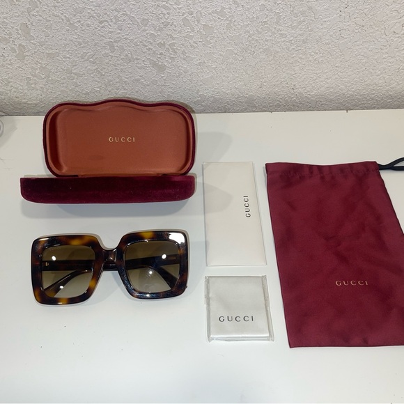 Gucci Tortoise Shell Square Sunglasses main image 7